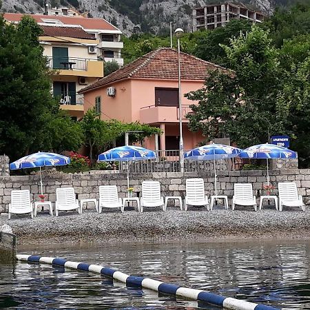 Apartments Vido Kotor Exterior photo