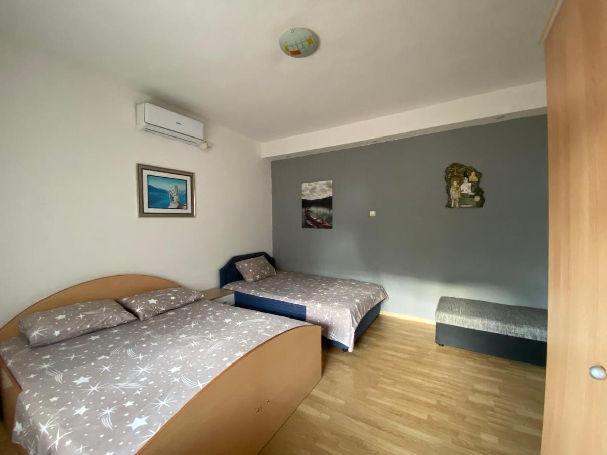 Apartments Vido Kotor Exterior photo