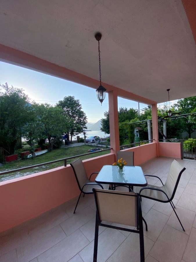 Apartments Vido Kotor Exterior photo